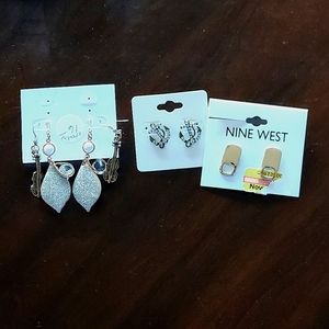 Four pairs of earrings